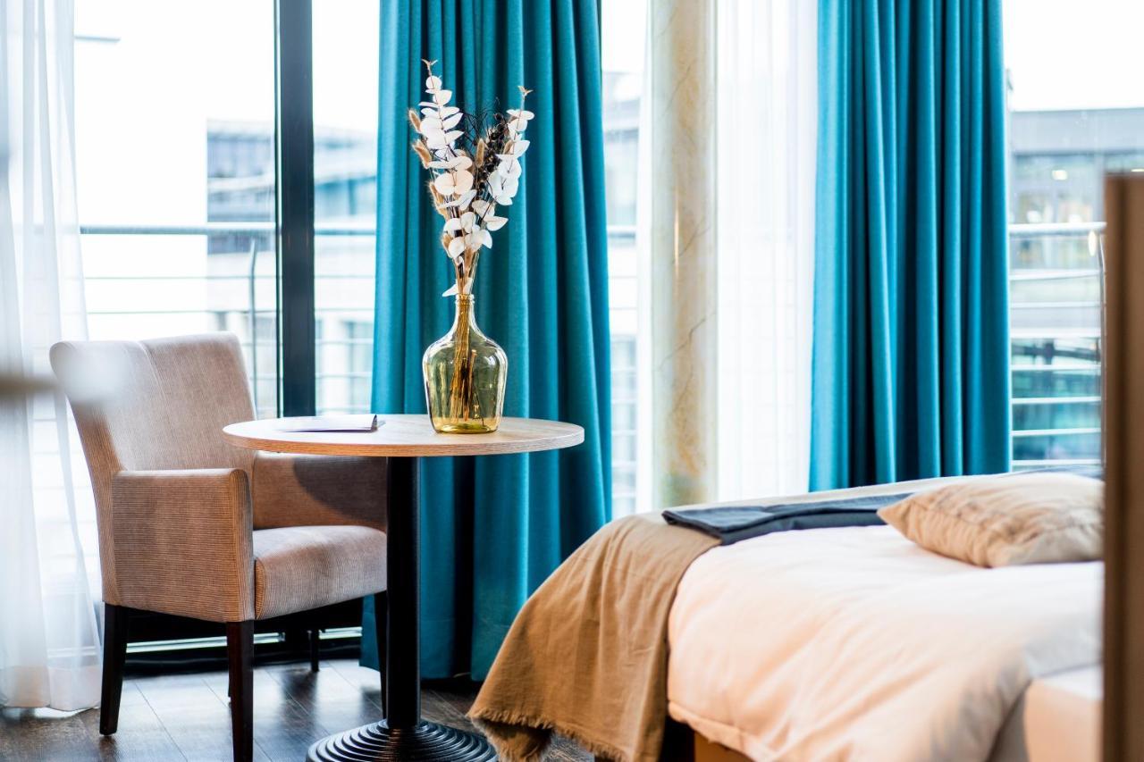 Koncept Hotel Benedikt Siegburg Bagian luar foto