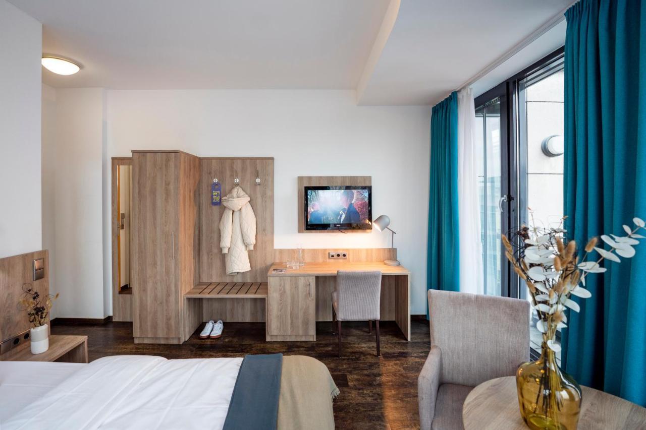Koncept Hotel Benedikt Siegburg Bagian luar foto