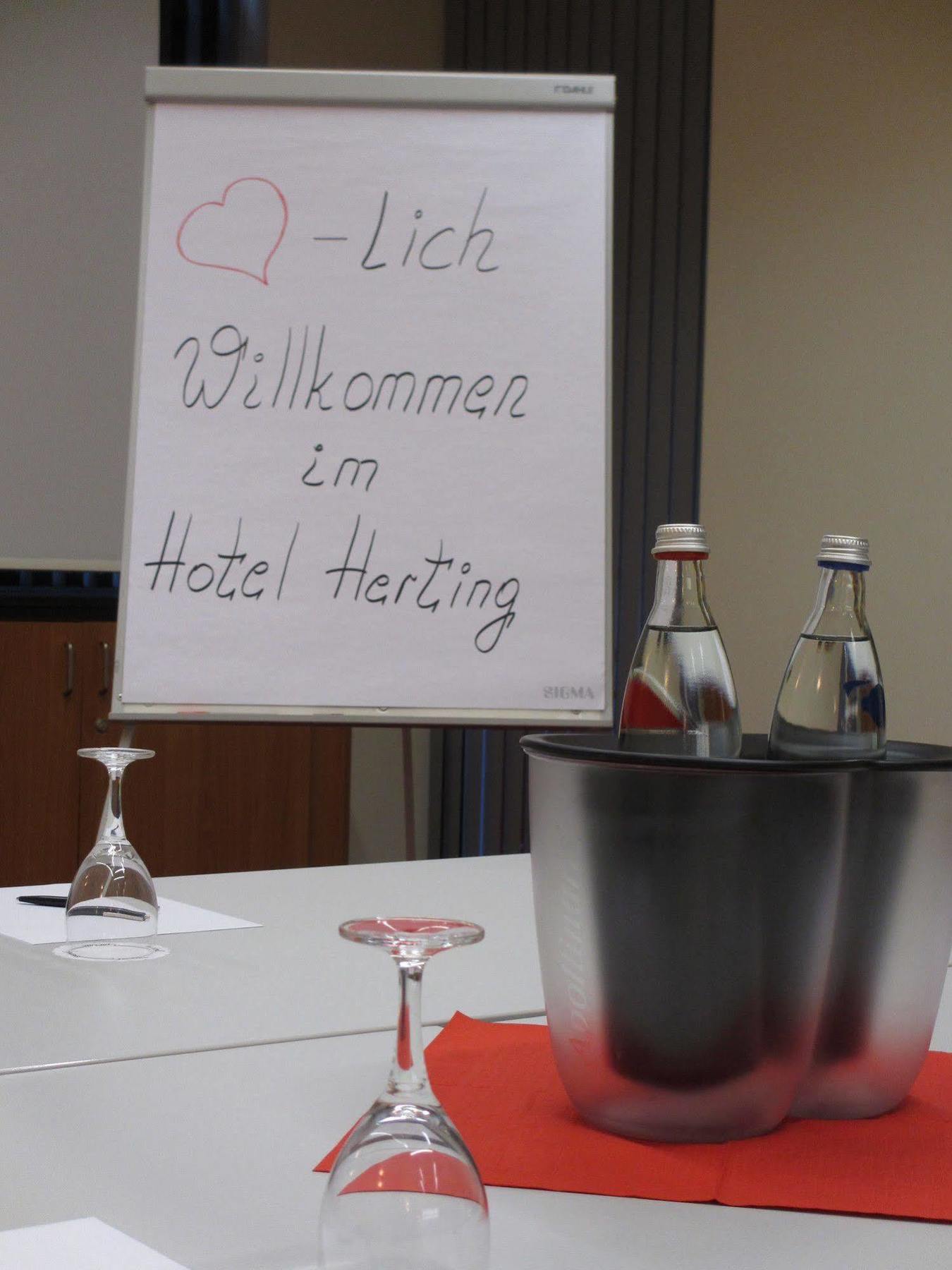 Koncept Hotel Benedikt Siegburg Bagian luar foto