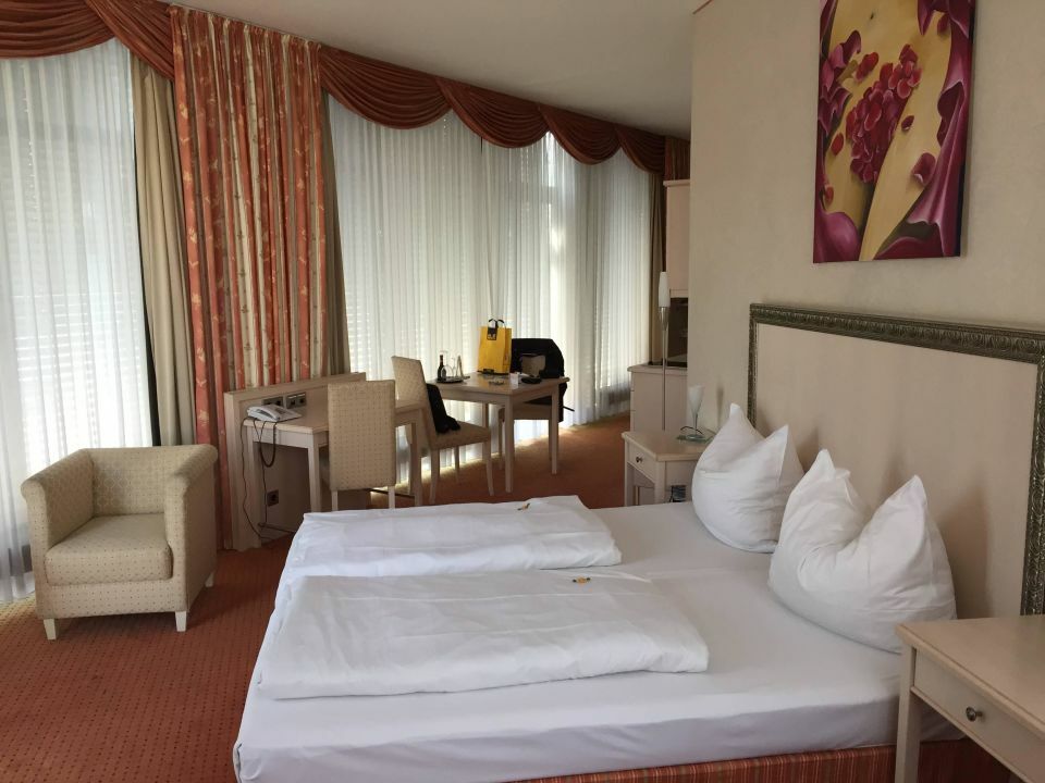 Koncept Hotel Benedikt Siegburg Bagian luar foto